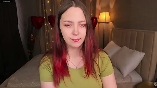 Snapshot of Monica__Queen chatting on February 2026 05:30:02 AM Monica Queen online show from February 2026 05:30:02 AM