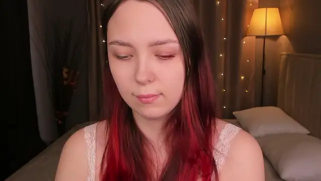 Snapshot of Monica__Queen chatting on March 2026 05:26:02 AM Monica Queen online show from March 2026 05:26:02 AM