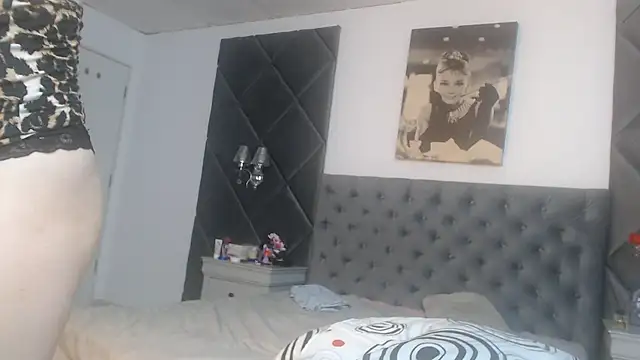 WendyChantal online show from November 2025 03:50:01 AM