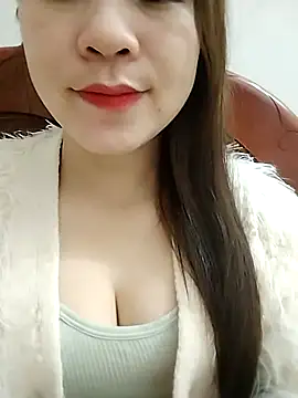 Girl Shy2000 online show from December 2025 10:05:01 PM