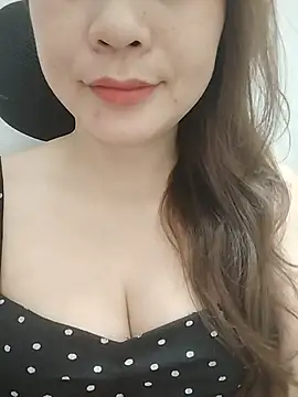 Girl Shy2000 online show from June 2026 10:14:02 PM