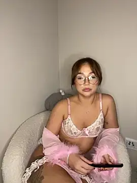 MissPixieRae online show from October 2025 10:42:02 PM