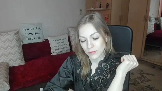 Tiffany Bates online show from April 2026 09:23:01 AM