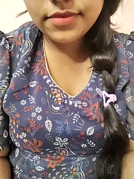 Miss Rose   online show from October 2025 04:53:02 PM