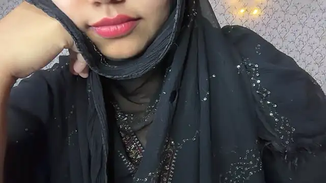 Snapshot of Miss_Rose__ chatting on June 2026 05:59:01 AM Miss Rose online show from June 2026 05:59:01 AM