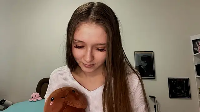 Denny Yorgeritai online show from October 2025 01:32:01 PM