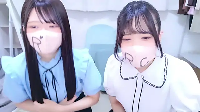 Snapshot of rinochi_ chatting on October 2025 08:46:01 AM rinochi online show from October 2025 08:46:01 AM