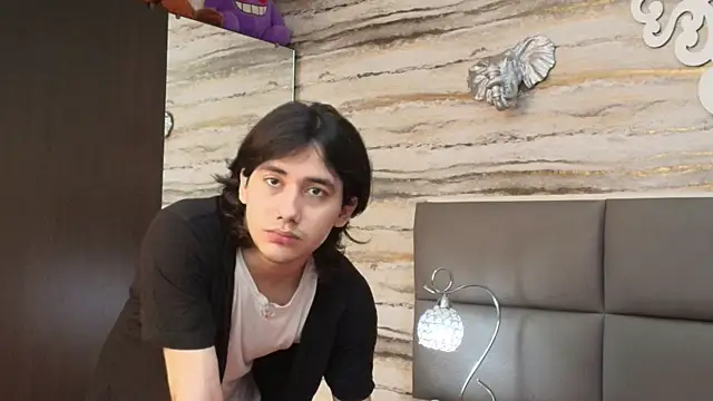 Lovers 21 online show from May 2026 04:10:02 AM