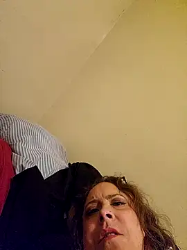 Queenbz1979 online show from October 2025 11:53:01 PM