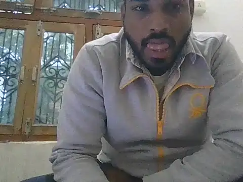 Snapshot of Raw12499 chatting on December 2025 09:48:01 AM Raw12499 online show from December 2025 09:48:01 AM