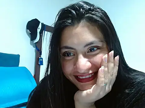 Snapshot of Maira_Diaz chatting on October 2025 04:19:01 PM Maira Diaz online show from October 2025 04:19:01 PM