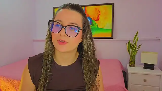 katiaa lovv online show from May 2026 12:32:01 PM