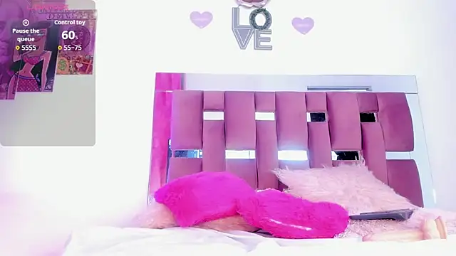 sofiaa ferrer online show from November 2025 01:56:02 PM