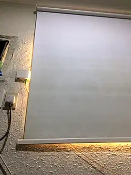 Snapshot of Yassesexy chatting on December 2025 05:45:02 AM Yassesexy online show from December 2025 05:45:02 AM