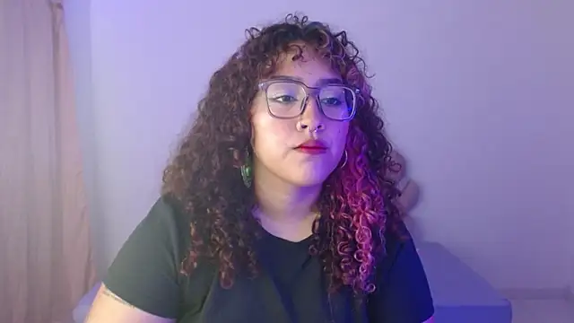 BlueeVelvet online show from September 2025 07:40:02 PM