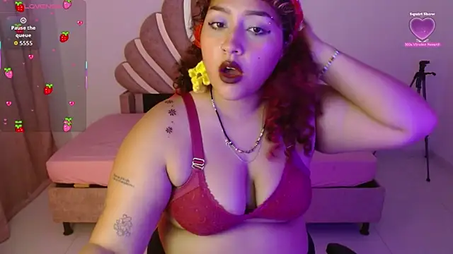 BlueeVelvet online show from October 2025 11:17:02 PM