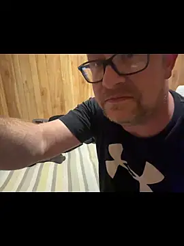 Snapshot of ibanezman4life chatting on March 2026 09:33:02 AM ibanezman4life online show from March 2026 09:33:02 AM