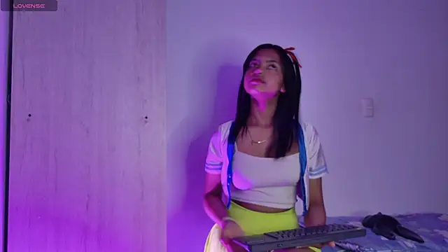 miamiller188 online show from November 2025 12:00:02 AM