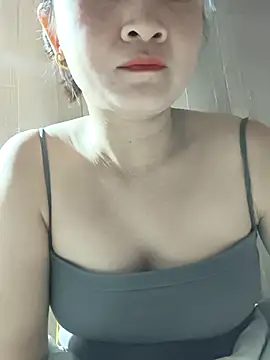 Paul-paul11 online show from October 2025 02:13:01 PM