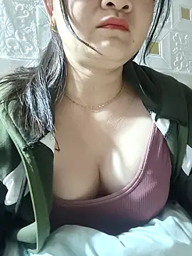 Paul-paul11 online show from February 2026 11:34:02 PM