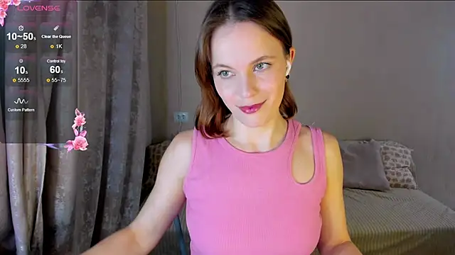 Snapshot of EvaCordy chatting on November 2025 06:28:02 PM EvaCordy online show from November 2025 06:28:02 PM