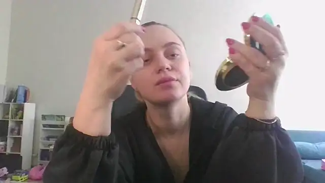 Cynoraye online show from February 2026 10:21:02 AM