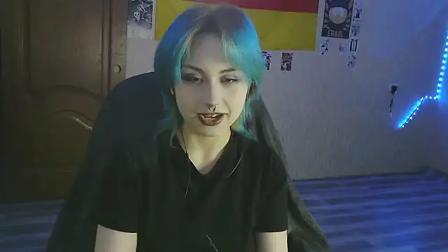 Snapshot of LeisaHopperstad chatting on February 2026 02:24:02 PM LeisaHopperstad online show from February 2026 02:24:02 PM