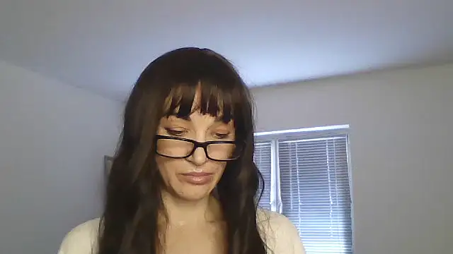 Snapshot of Tyrivell chatting on February 2026 10:09:02 AM Tyrivell online show from February 2026 10:09:02 AM