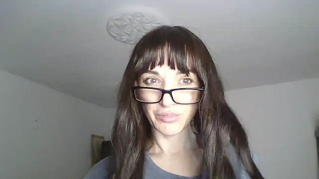 Snapshot of Tyrivell chatting on February 2026 03:21:02 PM Tyrivell online show from February 2026 03:21:02 PM