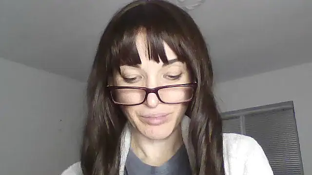 Snapshot of Tyrivell chatting on February 2026 03:01:01 PM Tyrivell online show from February 2026 03:01:01 PM