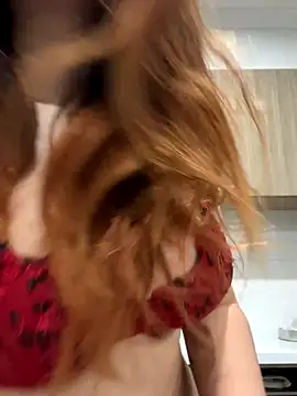 Snapshot of blueburrypie chatting on December 2025 01:30:01 PM blueburrypie online show from December 2025 01:30:01 PM