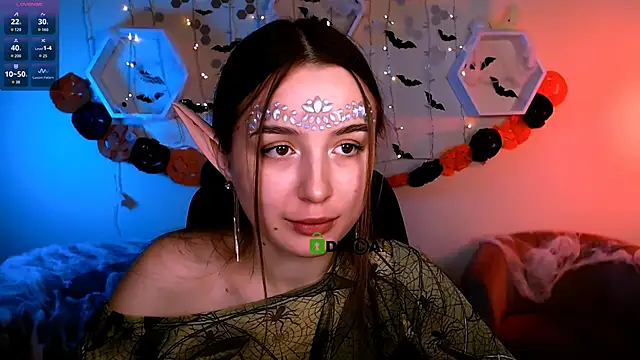 Snapshot of leslie_bird chatting on October 2025 11:33:02 AM leslie bird online show from October 2025 11:33:02 AM