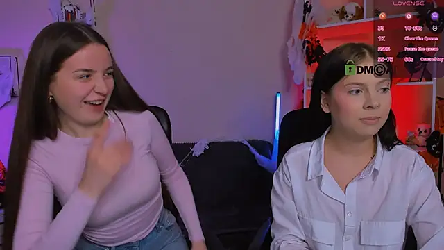 Snapshot of leslie_bird chatting on October 2025 12:40:02 PM leslie bird online show from October 2025 12:40:02 PM