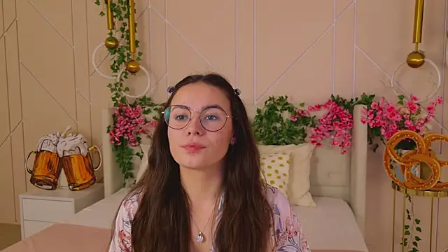 GabiBatista online show from October 2025 05:02:02 AM