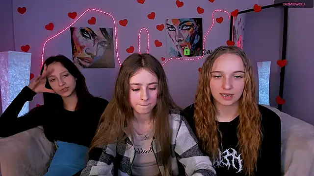 rebecca smile online show from February 2026 08:15:01 PM