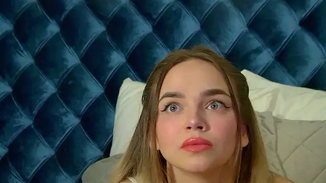 AnitaVenture online show from February 2026 04:22:01 AM