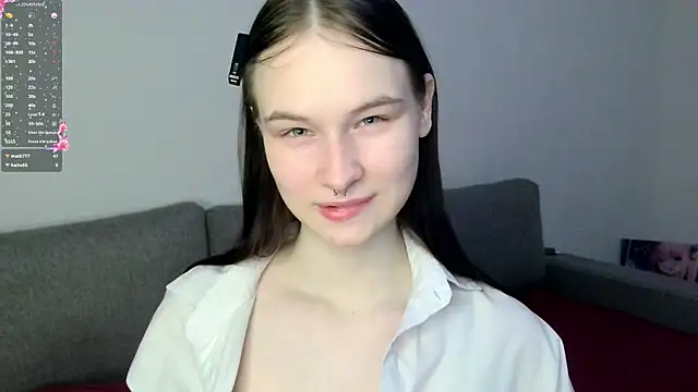 LolaVibe online show from February 2026 01:13:02 AM