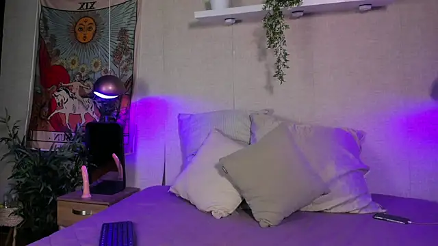 Snapshot of Violeta_dh chatting on September 2025 11:48:01 AM Violeta dh online show from September 2025 11:48:01 AM