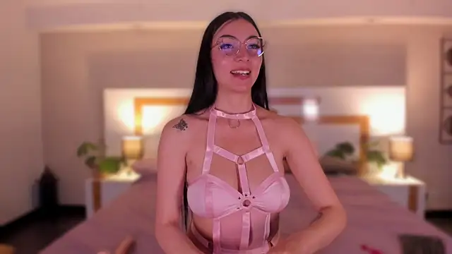 Violeta dh online show from April 2026 11:18:02 AM