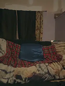 ThrowedWorldWide online show from November 2025 01:44:02 AM