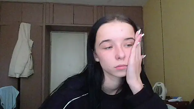 Emilia Light online show from October 2025 09:33:01 AM