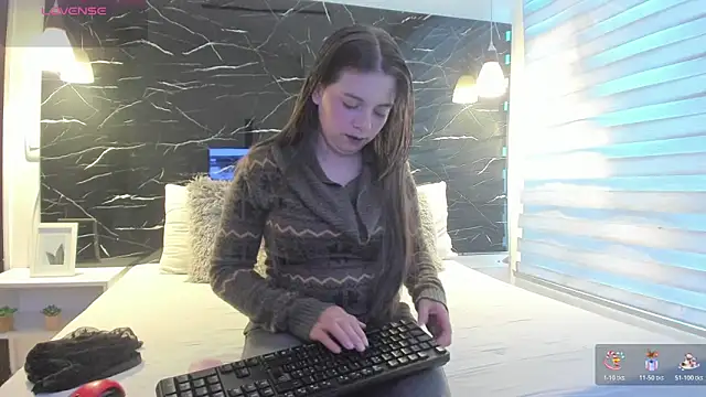 ZOE LE online show from February 2026 11:49:01 AM