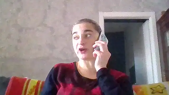 Snapshot of GoldenAngelMilf chatting on October 2025 08:04:02 AM GoldenAngelMilf online show from October 2025 08:04:02 AM