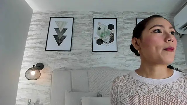 ashlye collins online show from December 2025 09:22:02 PM