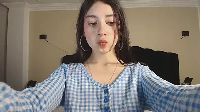 Snapshot of GabySweett_ chatting on October 2025 01:20:01 PM GabySweett online show from October 2025 01:20:01 PM