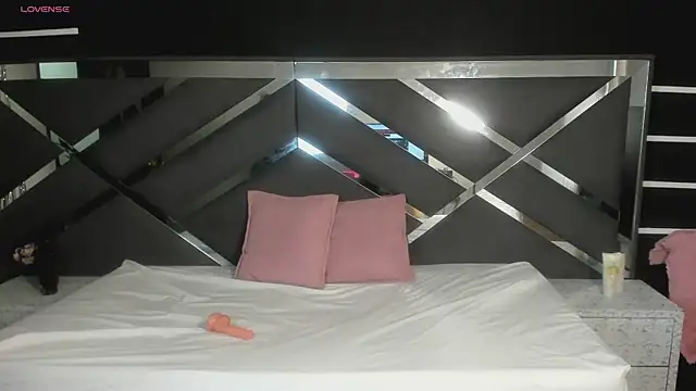 Snapshot of GabySweett_ chatting on November 2025 12:16:02 PM GabySweett online show from November 2025 12:16:02 PM