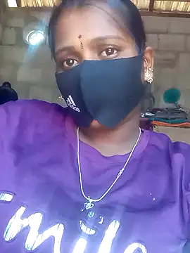 Tamil Hot Sandy online show from November 2025 03:28:02 AM