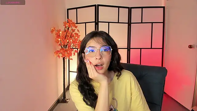 Snapshot of Sweet_pay chatting on November 2025 12:16:02 PM Sweet pay online show from November 2025 12:16:02 PM