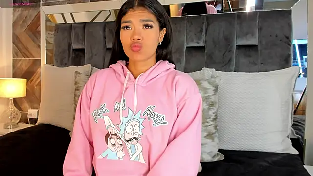 NaylaGrey online show from October 2025 11:46:02 AM