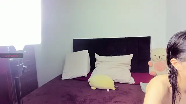 Snapshot of Yin_yang_hot chatting on October 2025 11:00:02 AM Yin yang hot online show from October 2025 11:00:02 AM